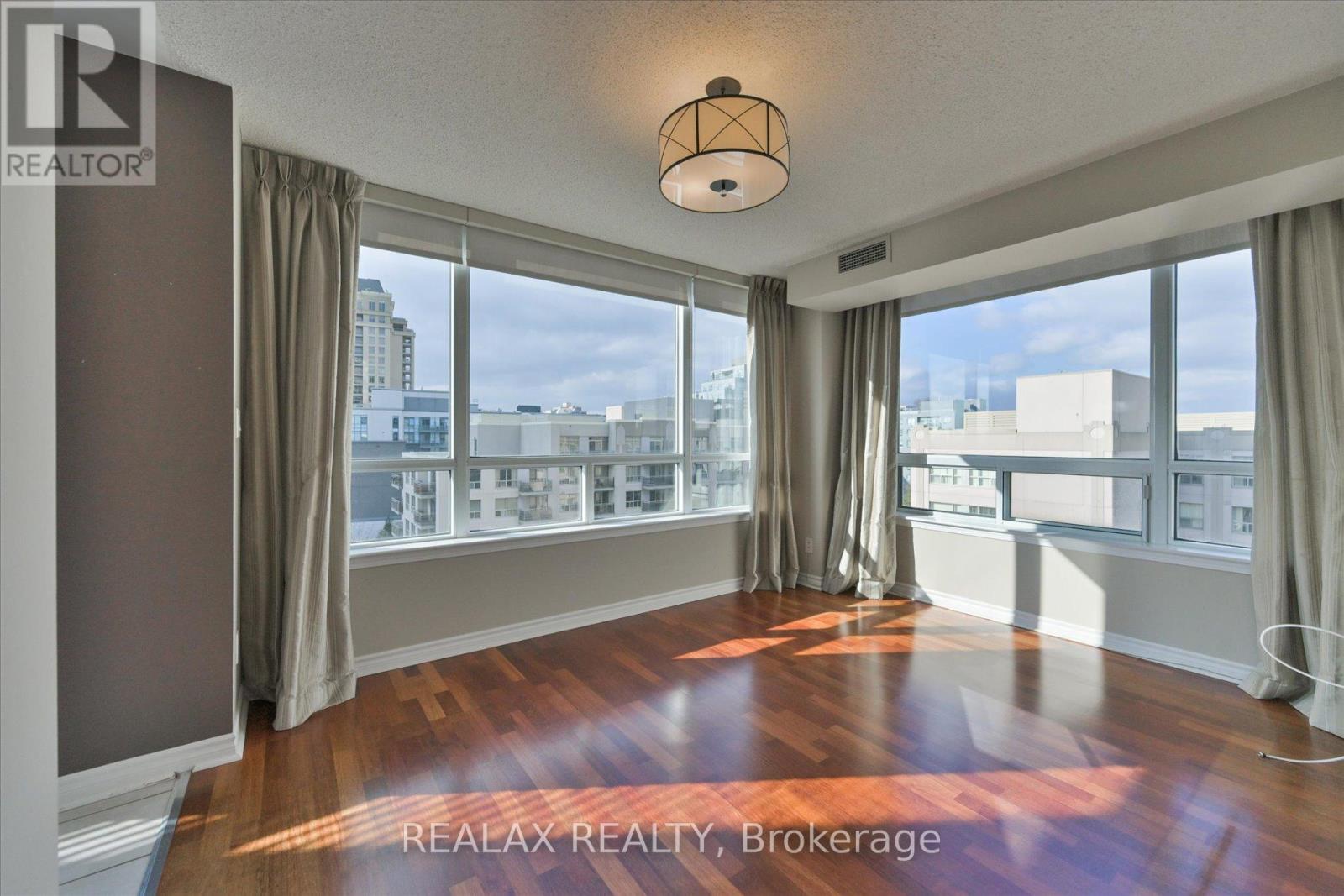 901 - 2 Rean Drive, Toronto, Ontario  M2K 3B8 - Photo 2 - C12570512