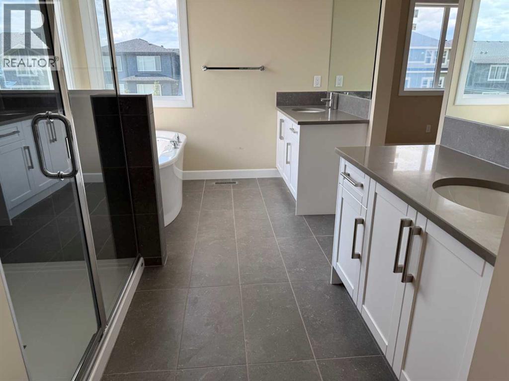 91 Sundown Crescent, Cochrane, Alberta  T4C 1Y3 - Photo 35 - A2228402