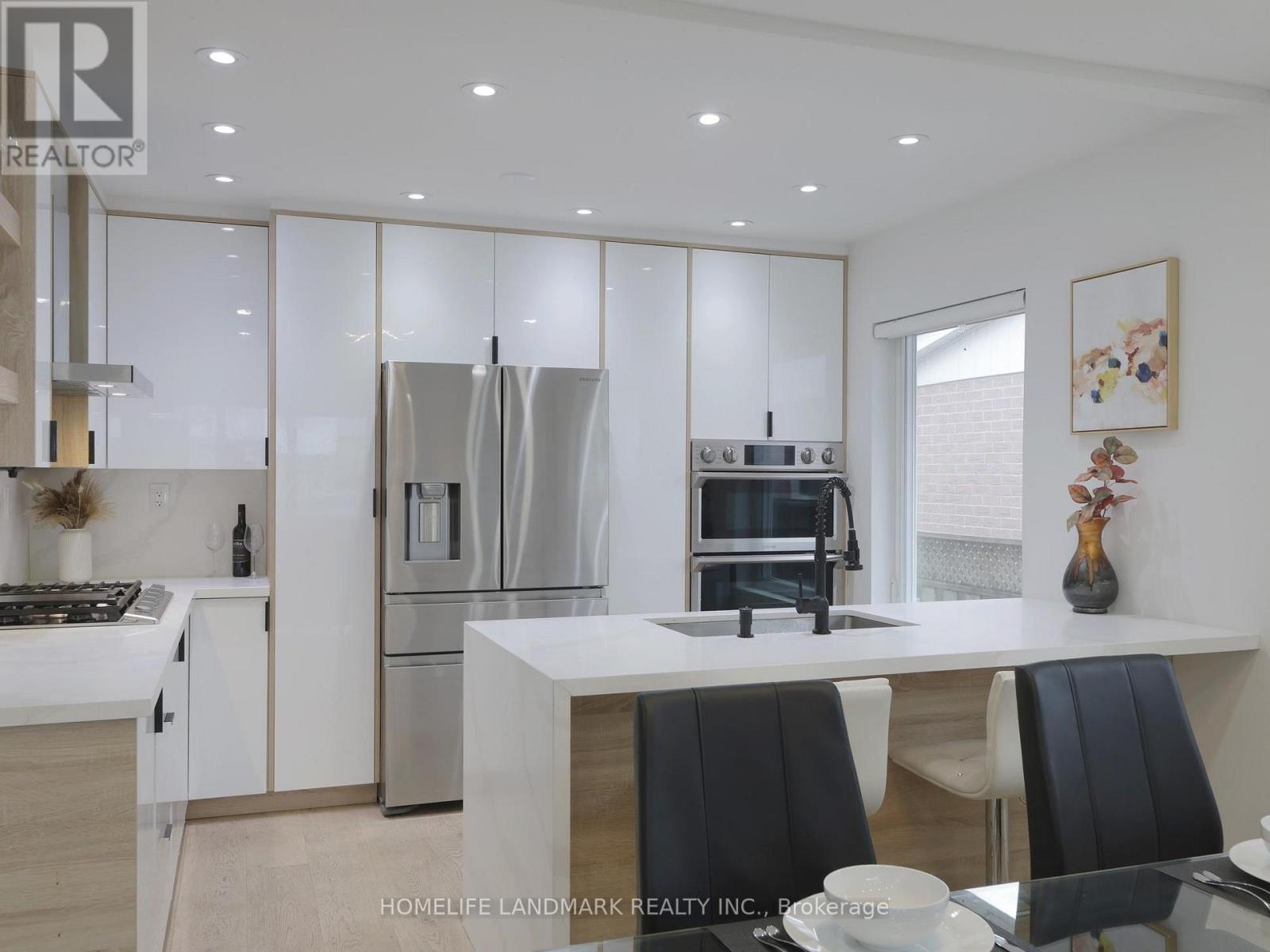 31 Henderson Avenue, Markham, Ontario  L3T 2K5 - Photo 16 - N12570520