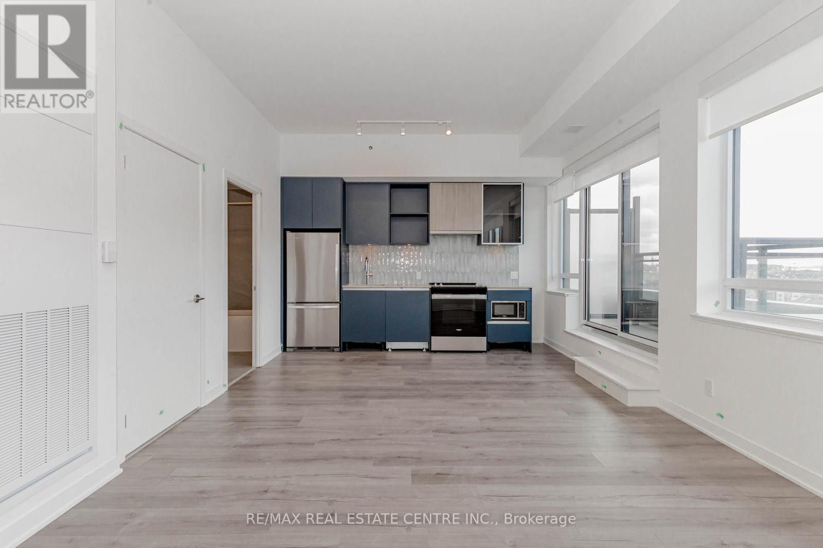 Lph8 - 405 Dundas Street, Oakville, Ontario  L6M 5P4 - Photo 11 - W12570504