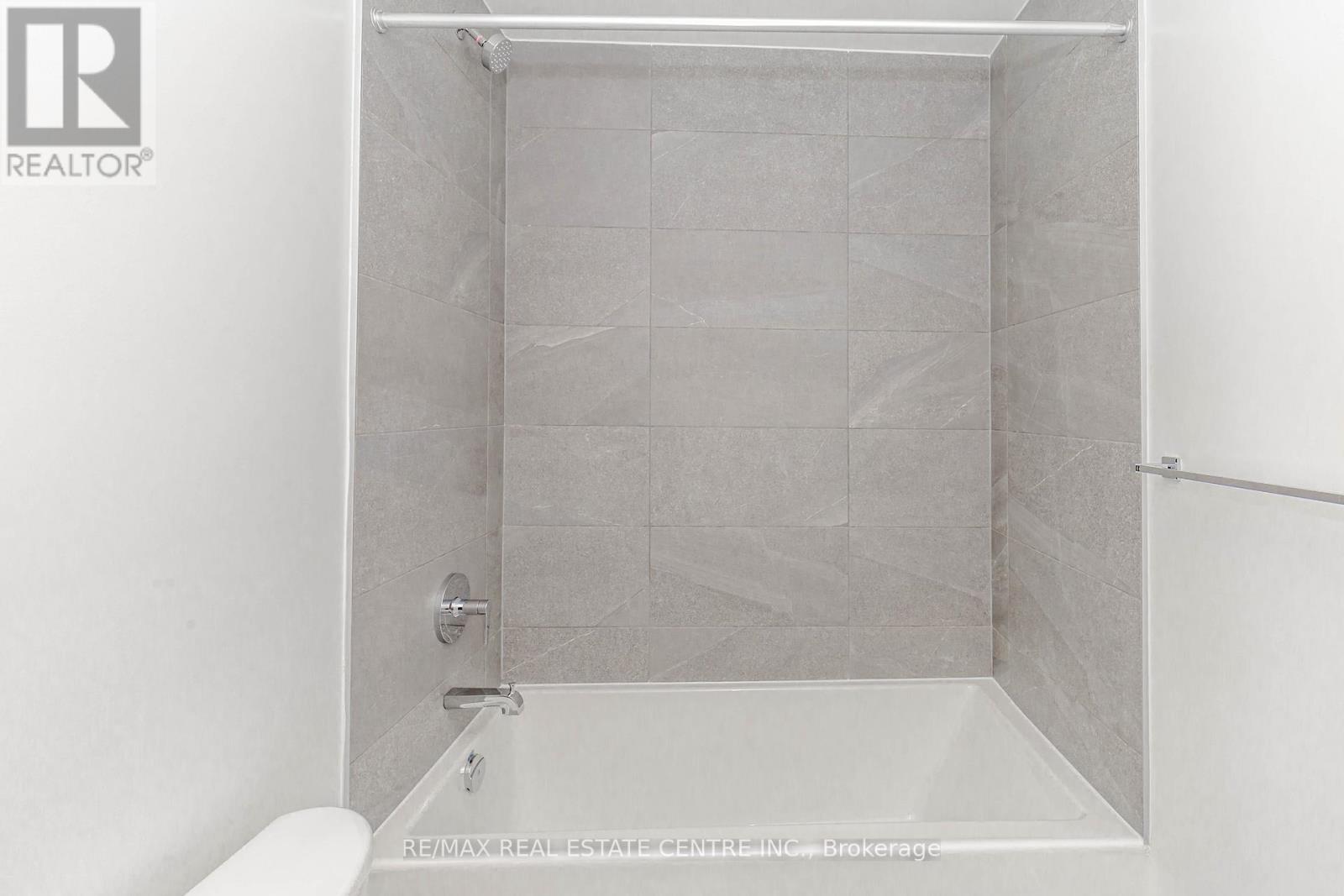 Lph8 - 405 Dundas Street, Oakville, Ontario  L6M 5P4 - Photo 30 - W12570504