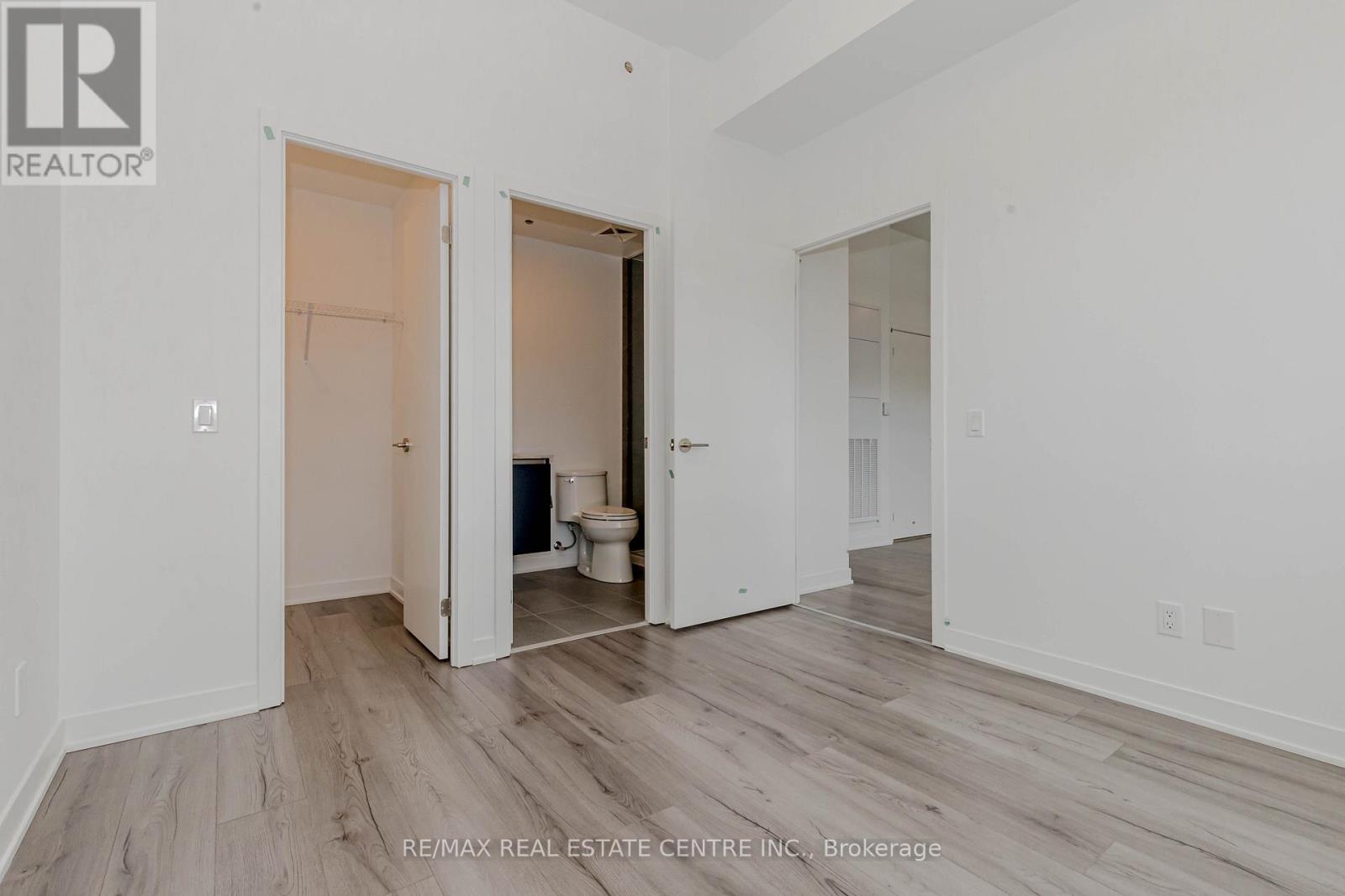 Lph8 - 405 Dundas Street, Oakville, Ontario  L6M 5P4 - Photo 33 - W12570504