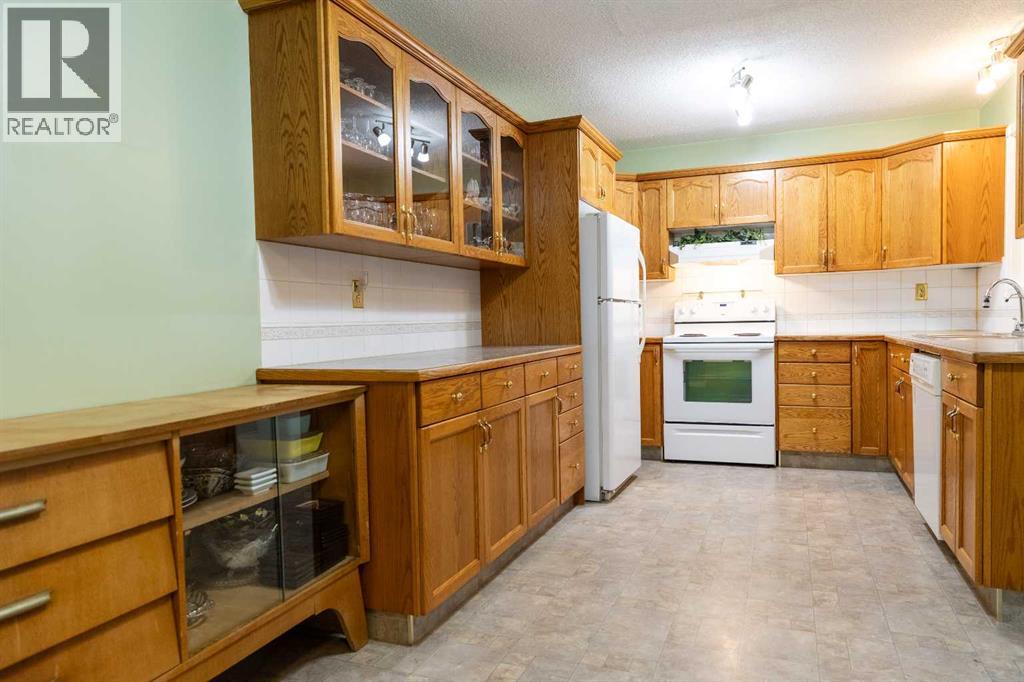 21 Watson Street, Red Deer, Alberta  T4N 5X7 - Photo 7 - A2267608