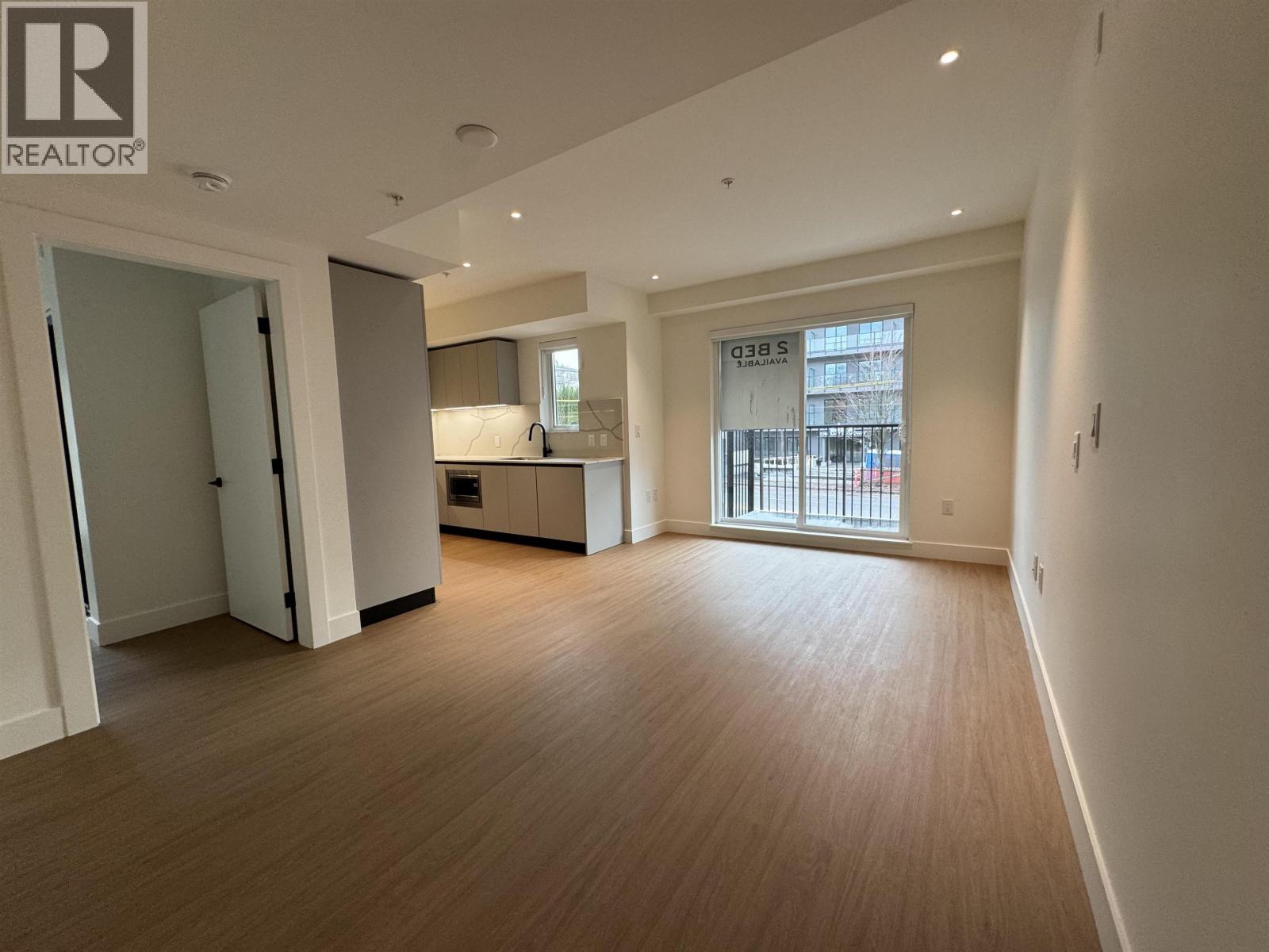 203 2235 E Broadway, Vancouver, British Columbia  V5N 0J5 - Photo 3 - R3050953