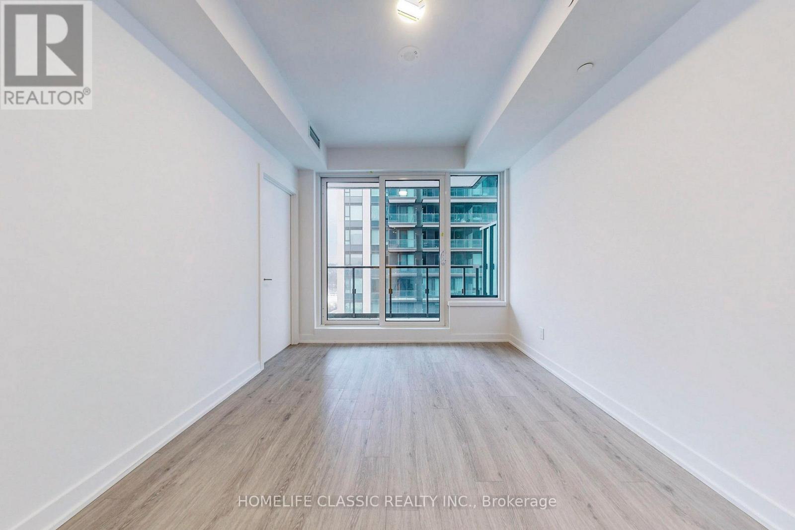 2902 - 1928 Lake Shore Boulevard W, Toronto, Ontario  M6S 1A1 - Photo 9 - W12469080