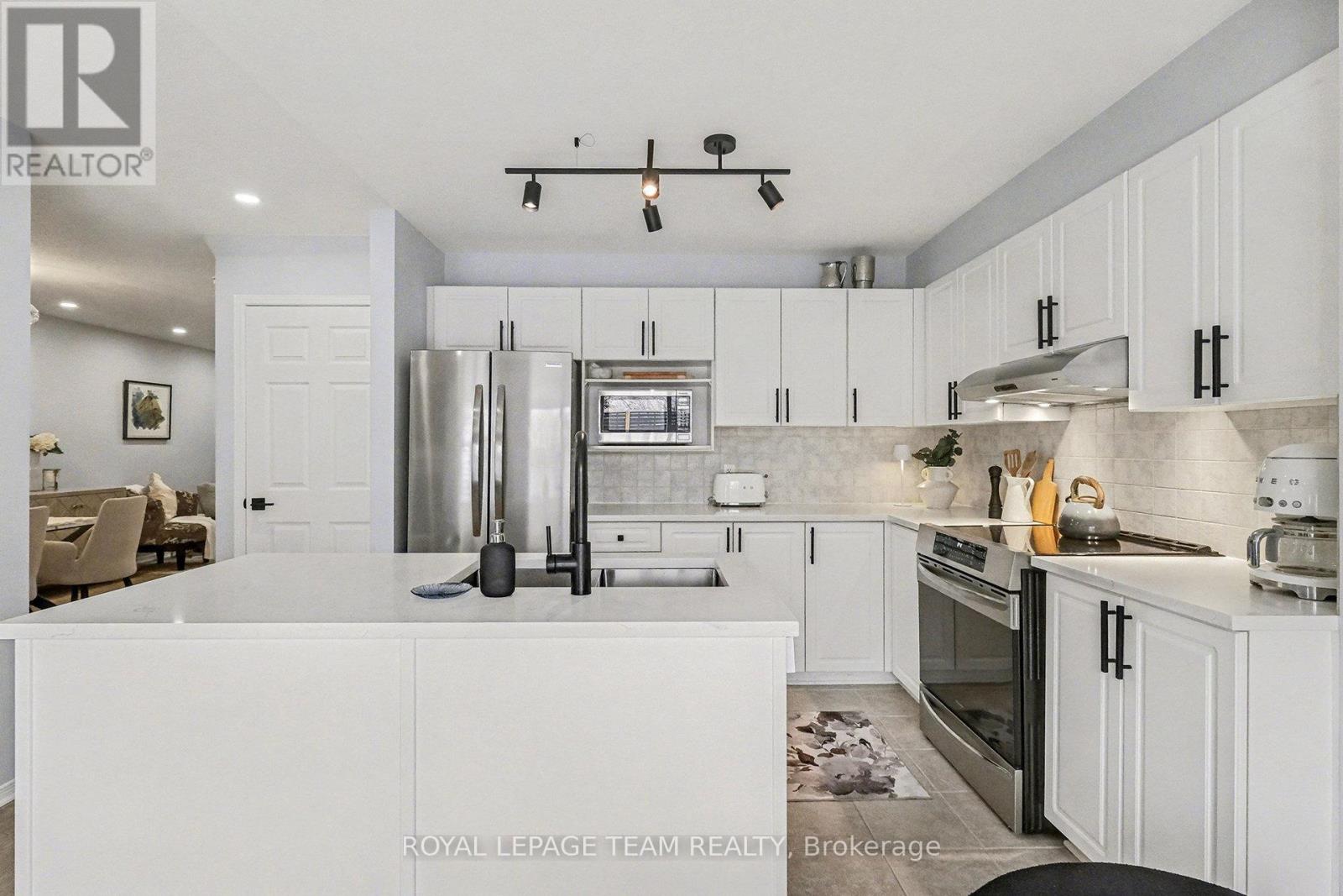 266 Sorento Street, Ottawa, Ontario K2J 0B4 - Photo 9 - X12570540