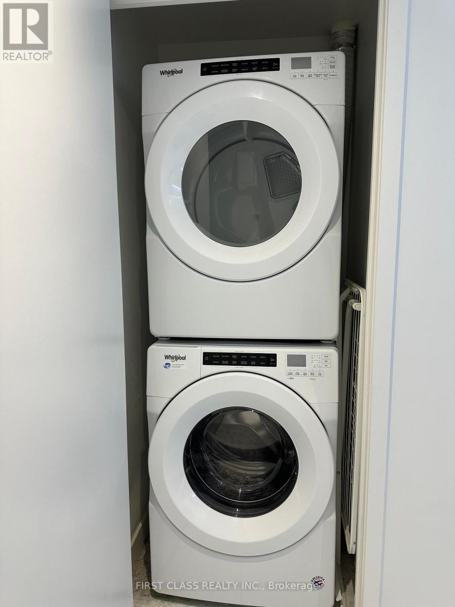 Ph05 - 117 Mcmahon Drive, Toronto, Ontario  M2K 0E4 - Photo 10 - C12570530