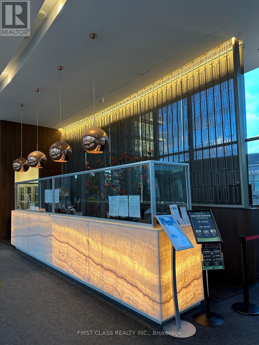 Ph05 - 117 Mcmahon Drive, Toronto, Ontario  M2K 0E4 - Photo 2 - C12570530