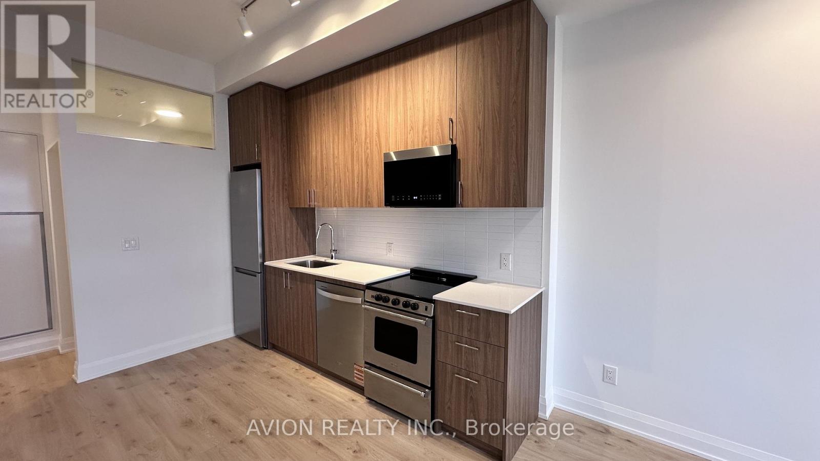 514 - 3250 Carding Mill Trail, Oakville, Ontario L6M 1L3 - Photo 5 - W12527036