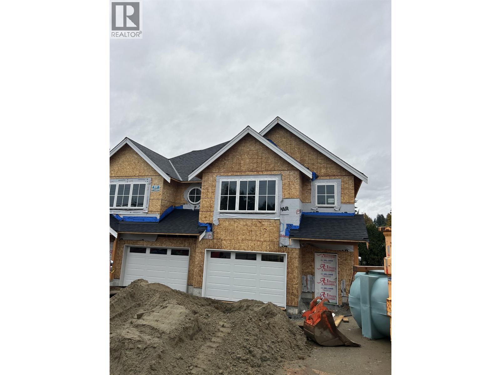 B 21435 121 Avenue, Maple Ridge, British Columbia V2X 3S5 - Photo 2 - R3040275