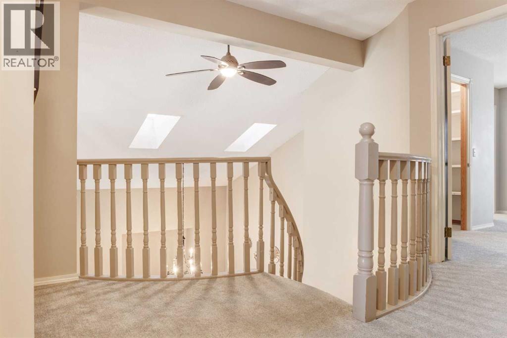 118 Sienna Hills Drive Sw, Calgary, Alberta  T3H 2C8 - Photo 23 - A2266014