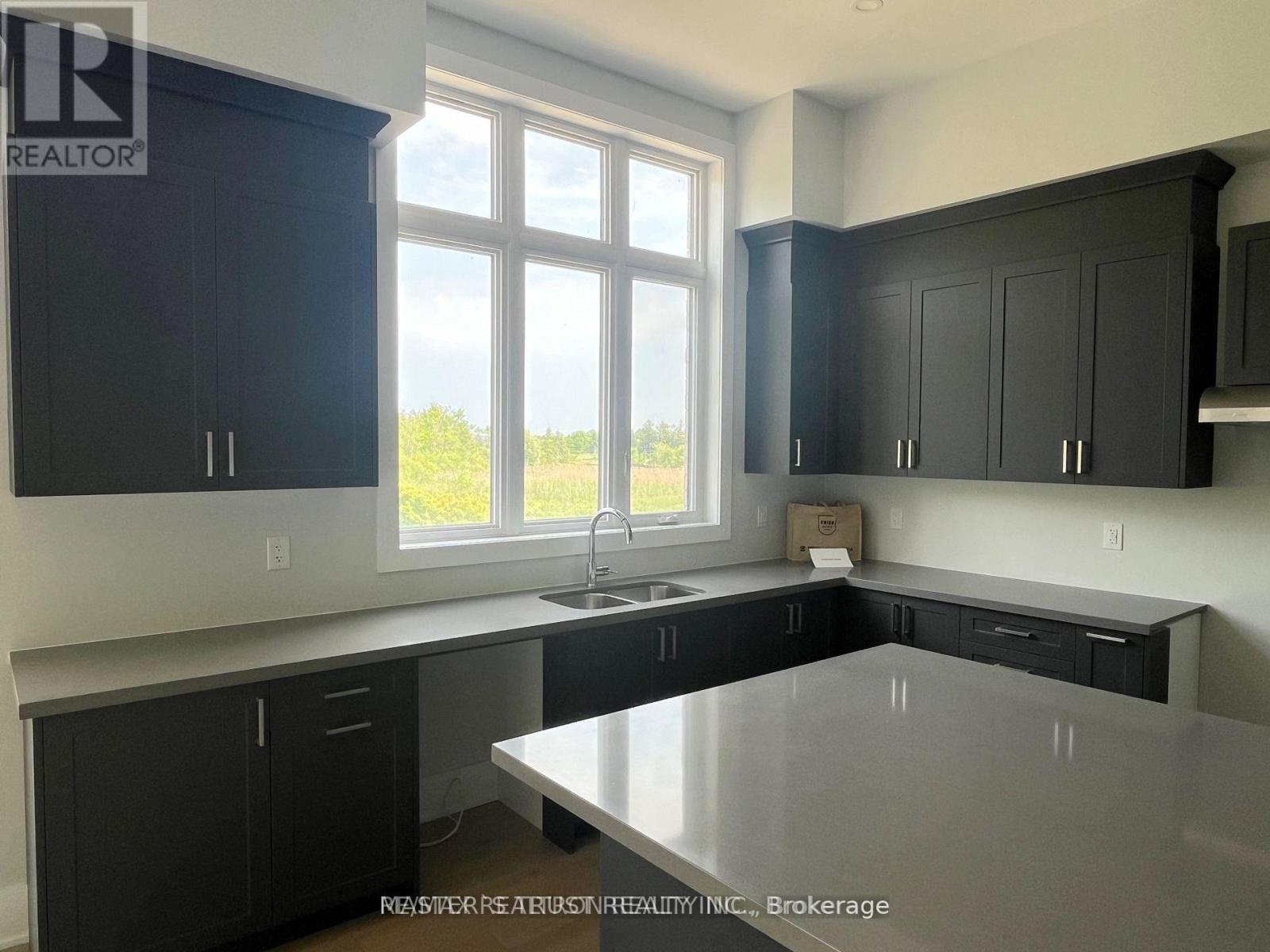 35 Meizhou Avenue, Markham, Ontario L6C 3M8 - Photo 15 - N12570532