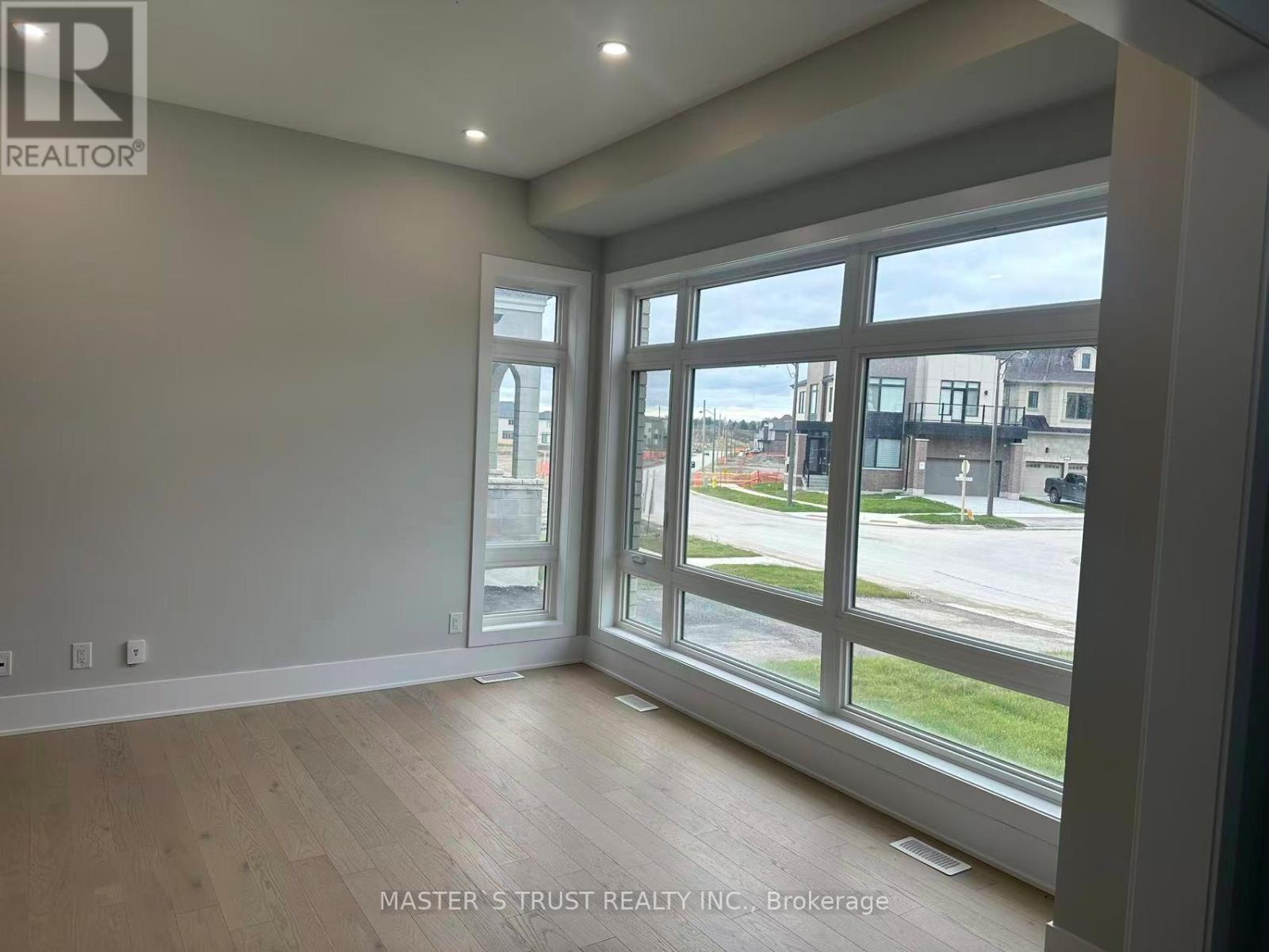 35 Meizhou Avenue, Markham, Ontario L6C 3M8 - Photo 16 - N12570532