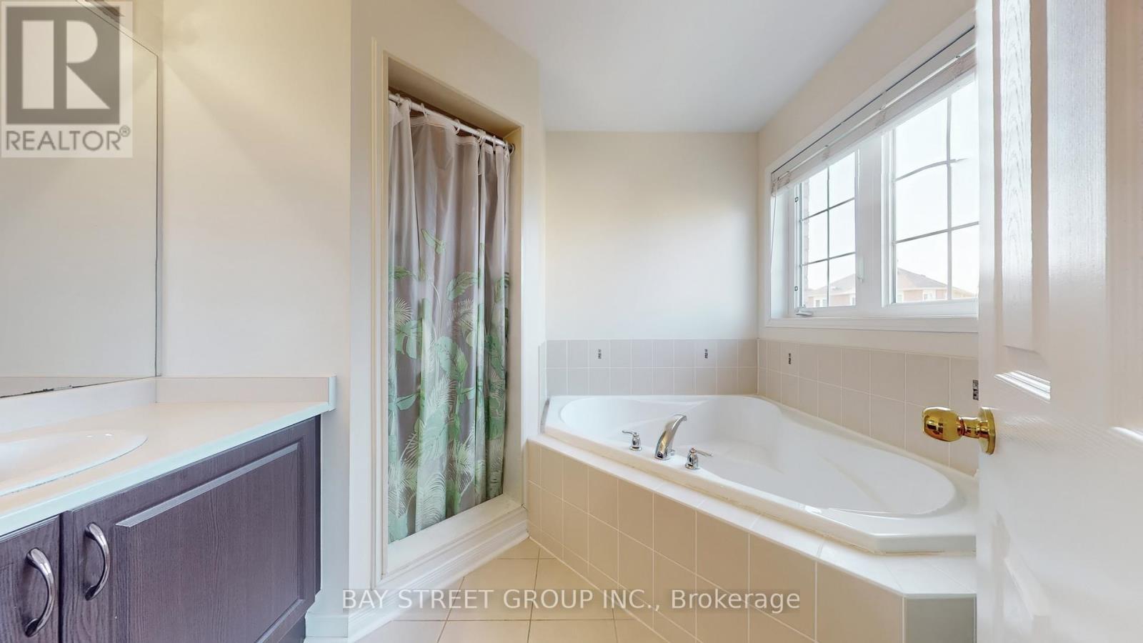 82 Coleluke Lane, Markham, Ontario  L3S 0B7 - Photo 14 - N12570538