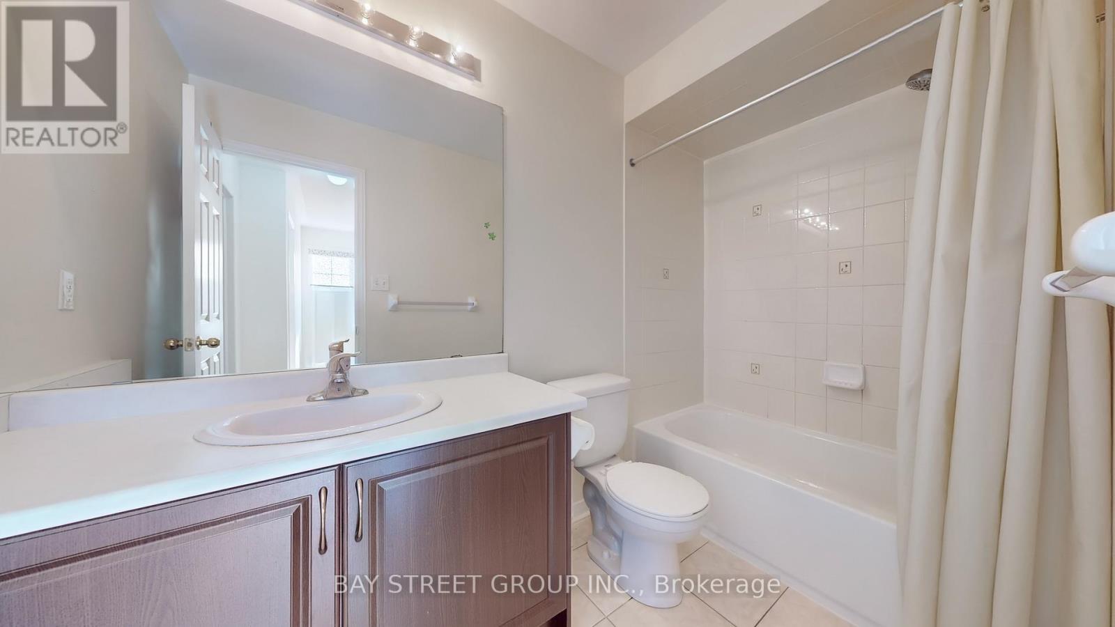 82 Coleluke Lane, Markham, Ontario  L3S 0B7 - Photo 15 - N12570538