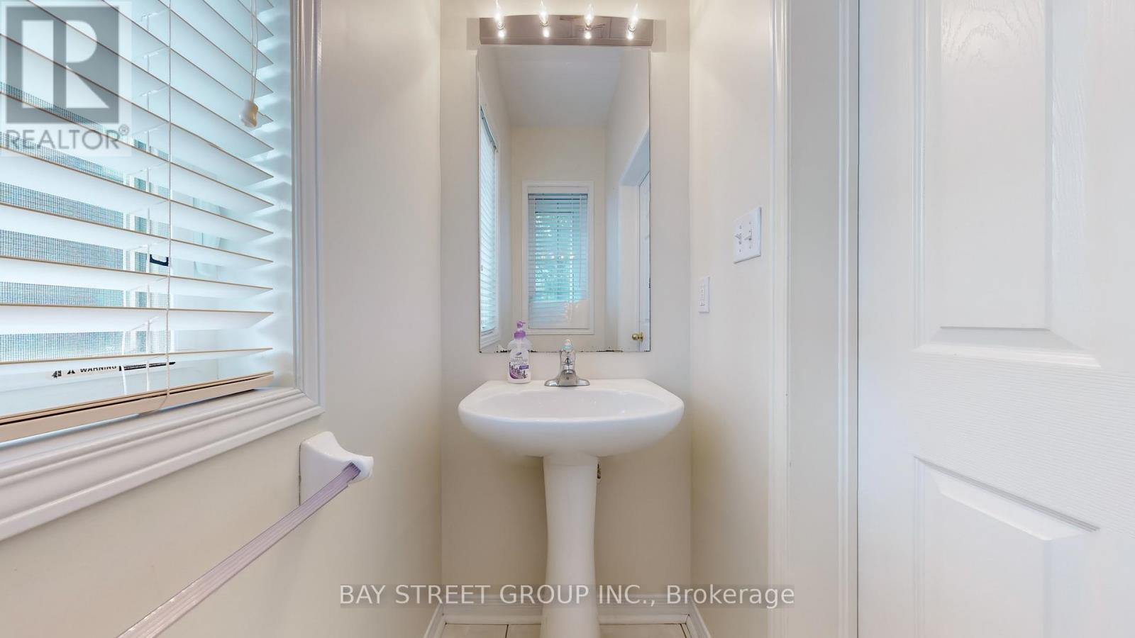 82 Coleluke Lane, Markham, Ontario  L3S 0B7 - Photo 16 - N12570538