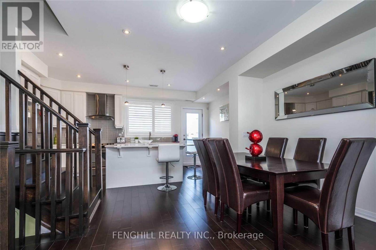 34 Frederick Tisdale Drive, Toronto, Ontario M3K 2B8 - Photo 3 - W12570546