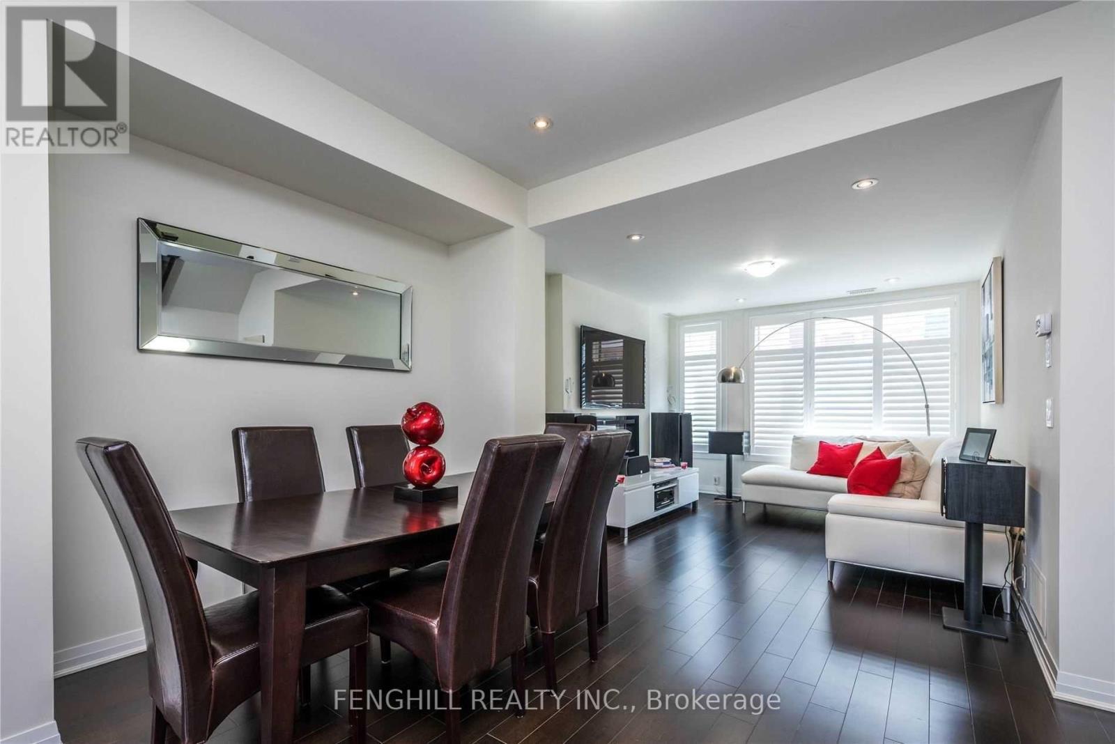 34 Frederick Tisdale Drive, Toronto, Ontario M3K 2B8 - Photo 5 - W12570546