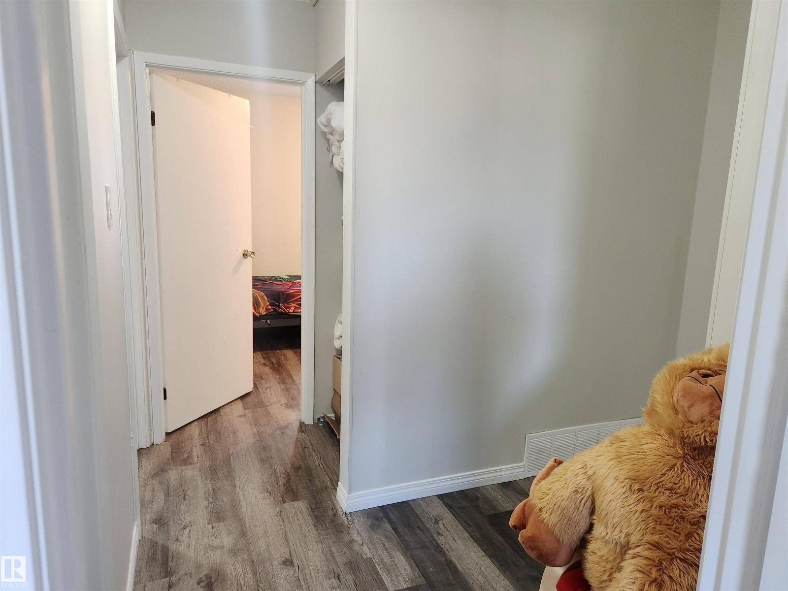 162 Abbottsfield Rd Nw, Edmonton, Alberta  T5W 4S9 - Photo 15 - E4466502