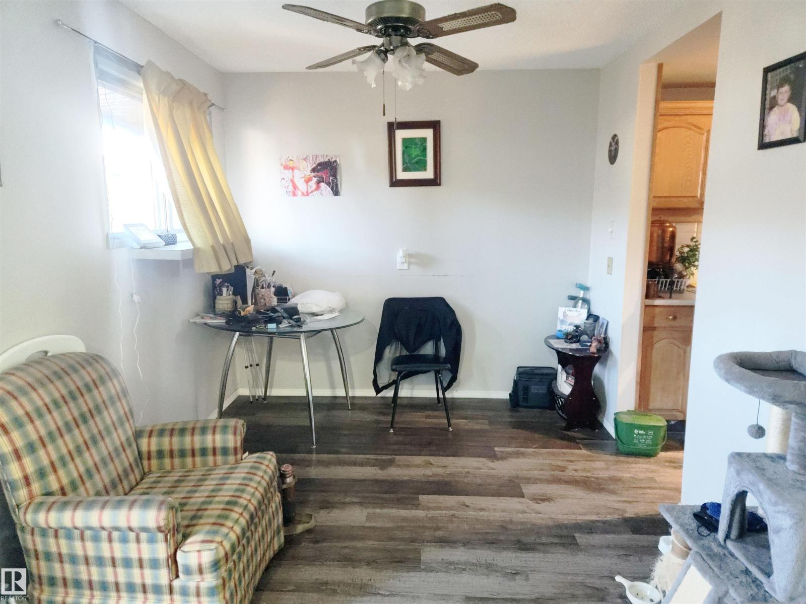 162 Abbottsfield Rd Nw, Edmonton, Alberta  T5W 4S9 - Photo 5 - E4466502