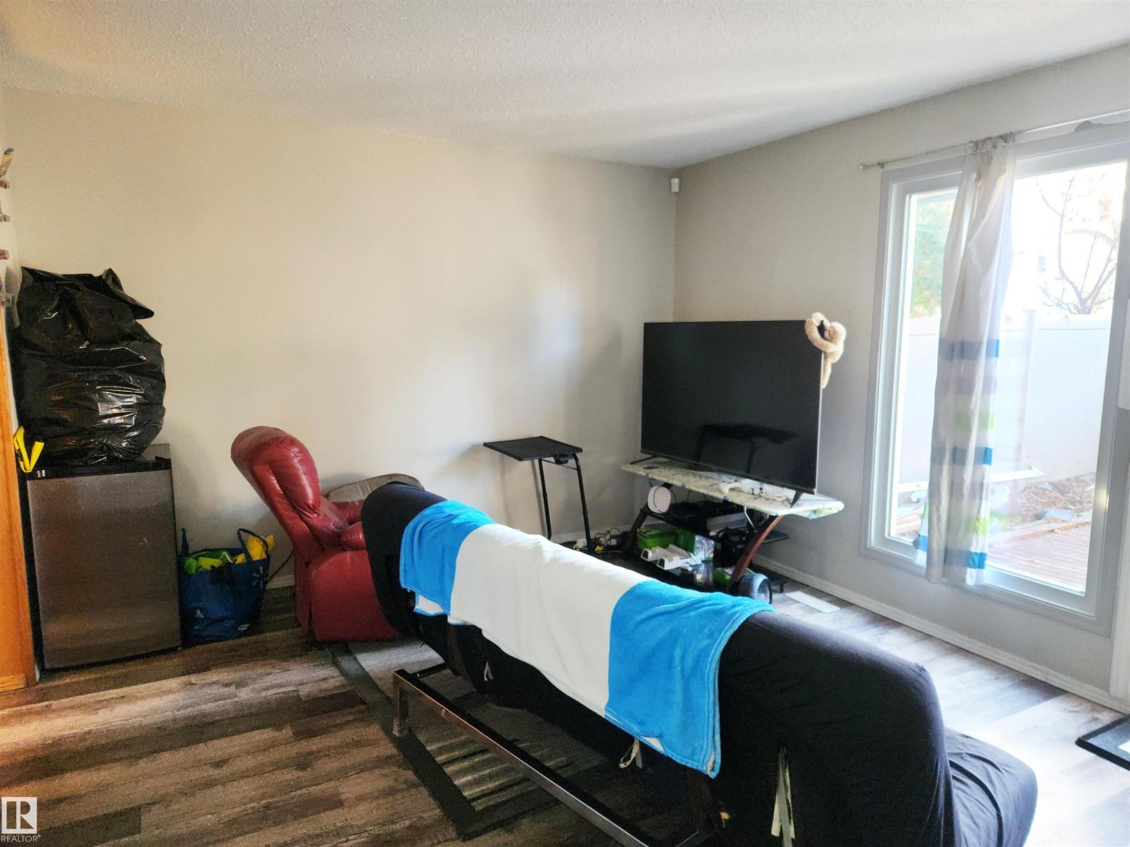 162 Abbottsfield Rd Nw, Edmonton, Alberta  T5W 4S9 - Photo 8 - E4466502