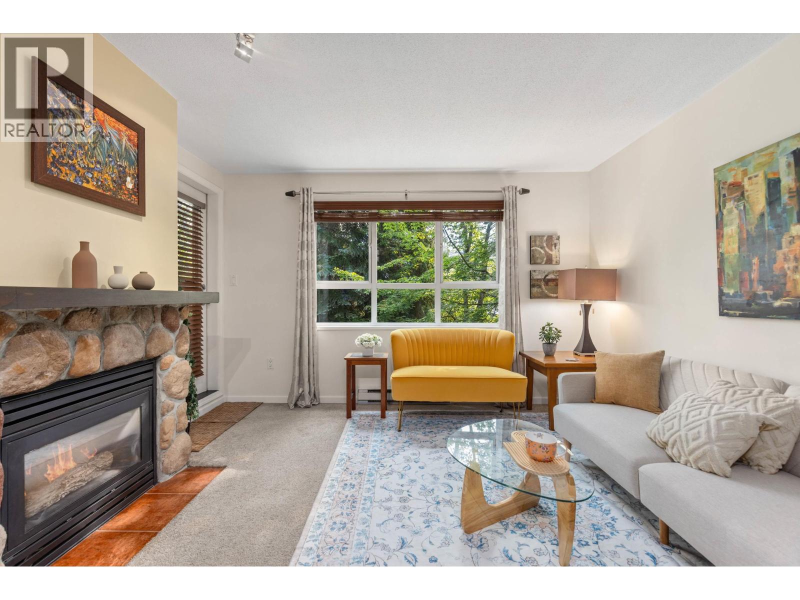 203 4314 Main Street, Whistler, British Columbia  V8E 1A8 - Photo 3 - R3063783