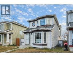 30 River Rock Way SE Riverbend