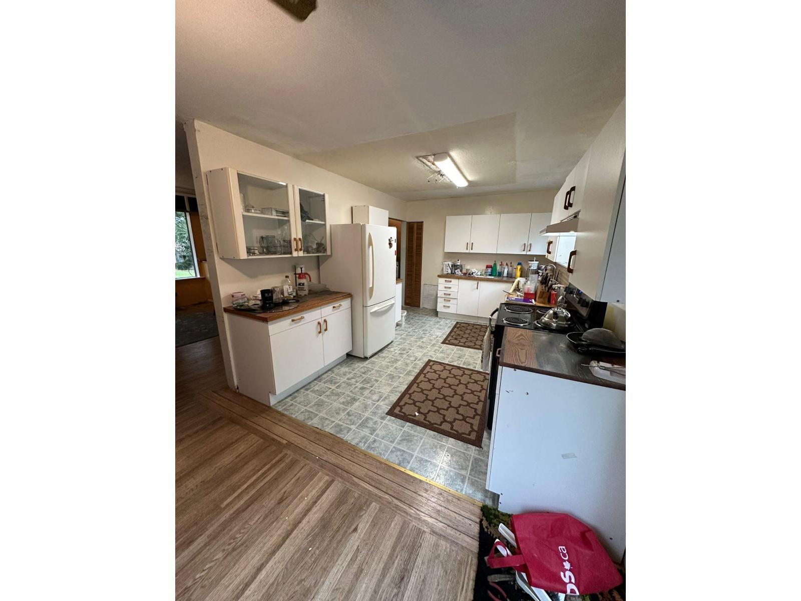 7048 140a Street, Surrey, British Columbia  V3W 5L5 - Photo 10 - R3069386