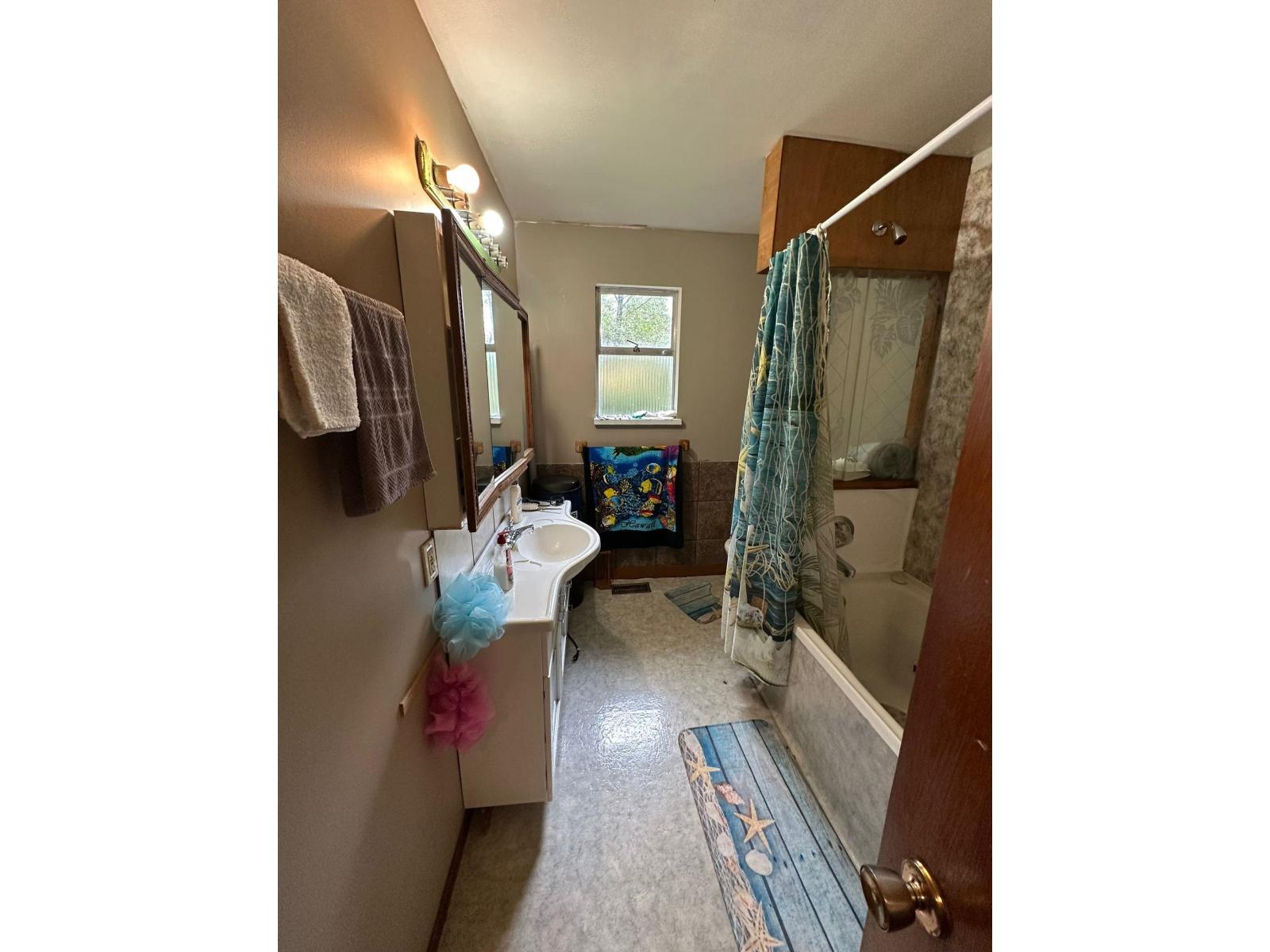 7048 140a Street, Surrey, British Columbia  V3W 5L5 - Photo 17 - R3069386