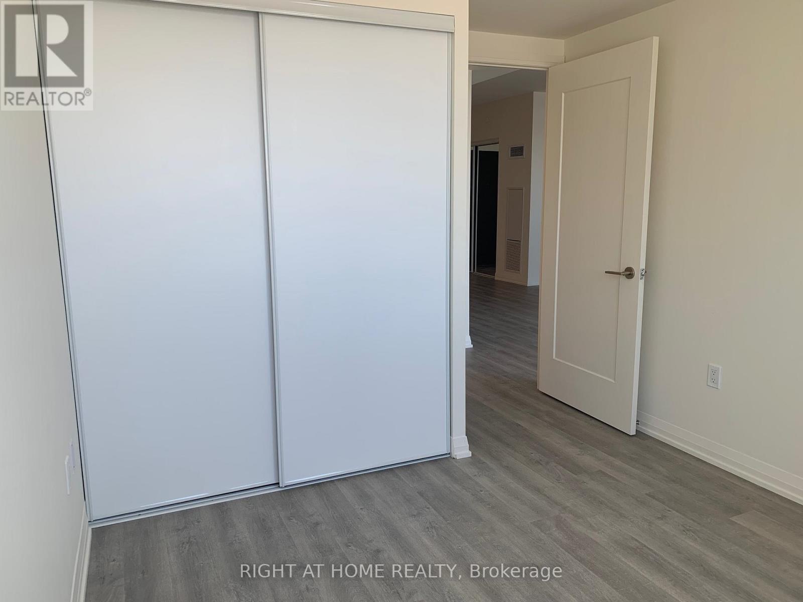 720 - 9000 Jane Street, Vaughan, Ontario  L4K 0M6 - Photo 12 - N12570560