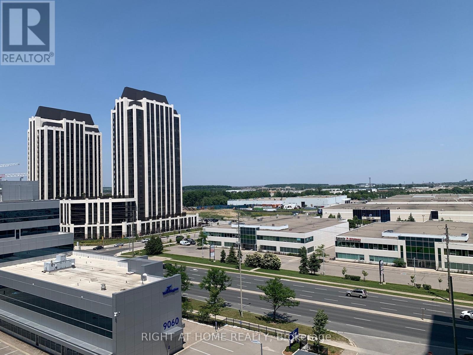 720 - 9000 Jane Street, Vaughan, Ontario  L4K 0M6 - Photo 18 - N12570560