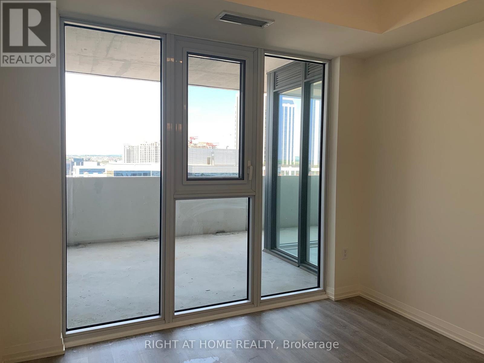 720 - 9000 Jane Street, Vaughan, Ontario  L4K 0M6 - Photo 8 - N12570560