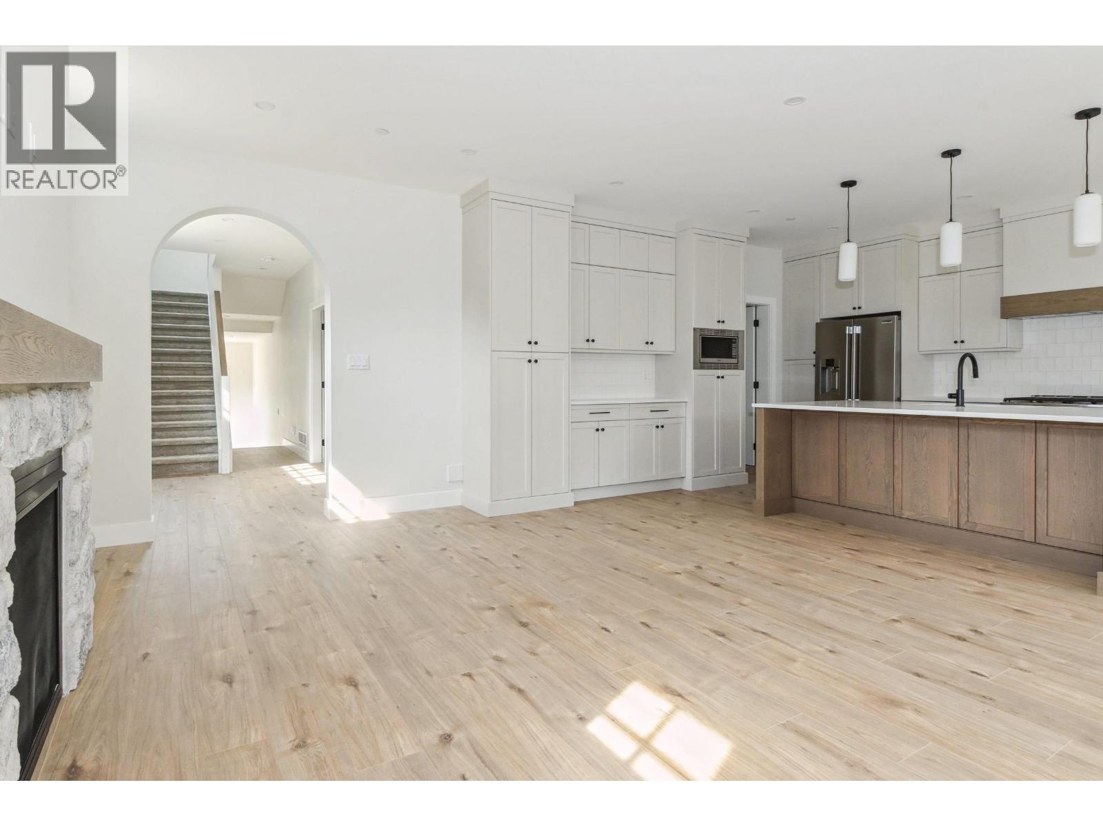 19564 Hammond Road, Pitt Meadows, British Columbia  V3Y 1L5 - Photo 6 - R3043083