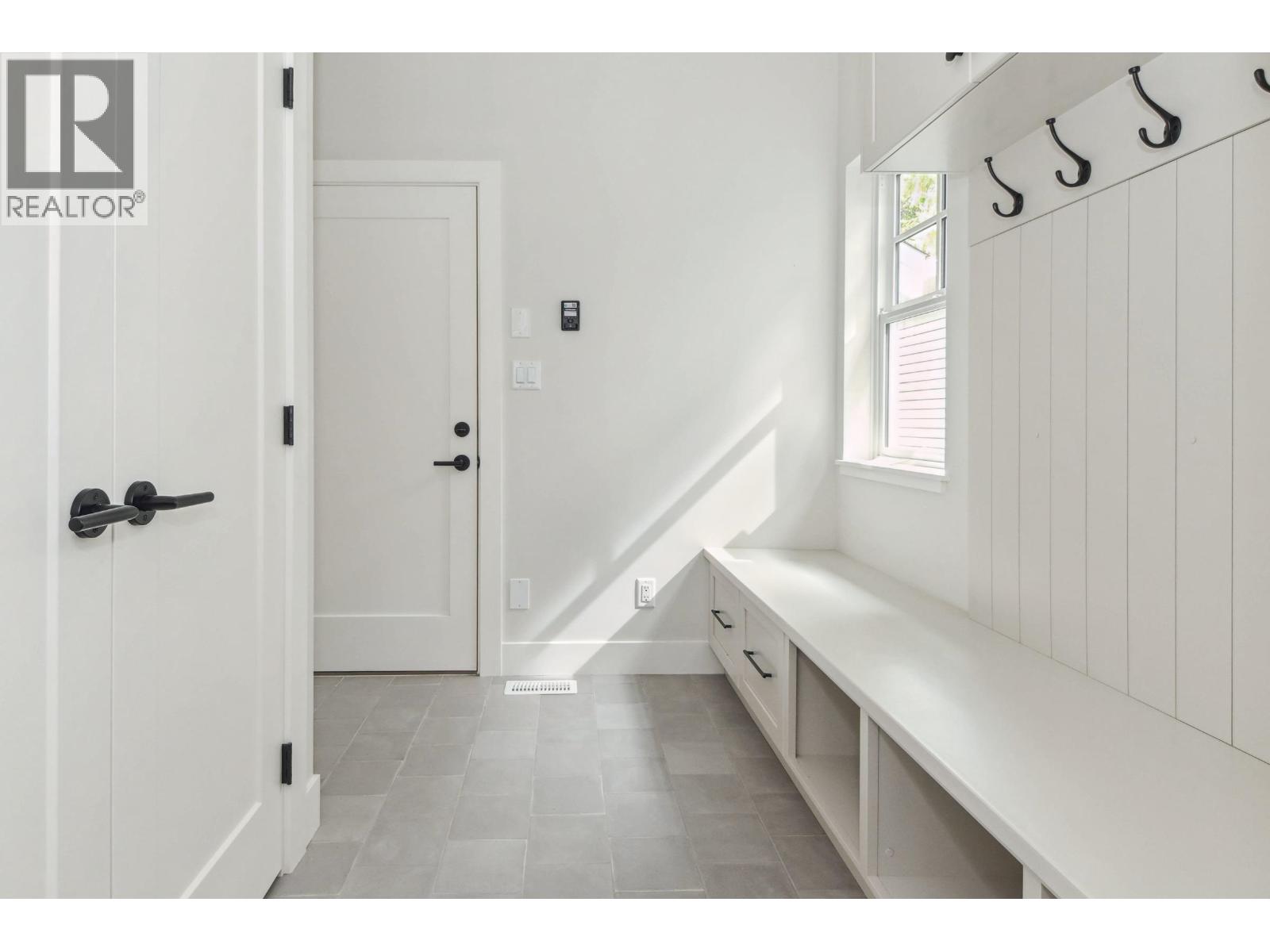 19564 Hammond Road, Pitt Meadows, British Columbia  V3Y 1L5 - Photo 12 - R3043083