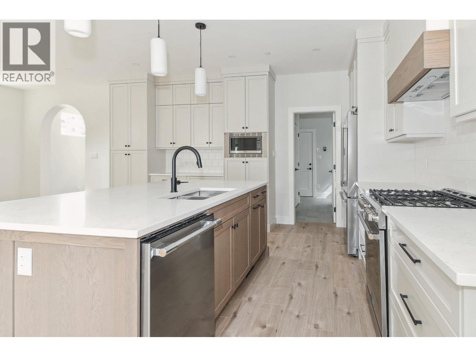 19564 Hammond Road, Pitt Meadows, British Columbia  V3Y 1L5 - Photo 9 - R3043083