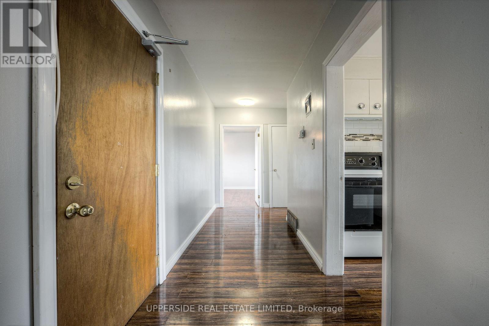 3 - 7 Balmoral Drive, Kitchener, Ontario  N2M 2J7 - Photo 3 - X12570554