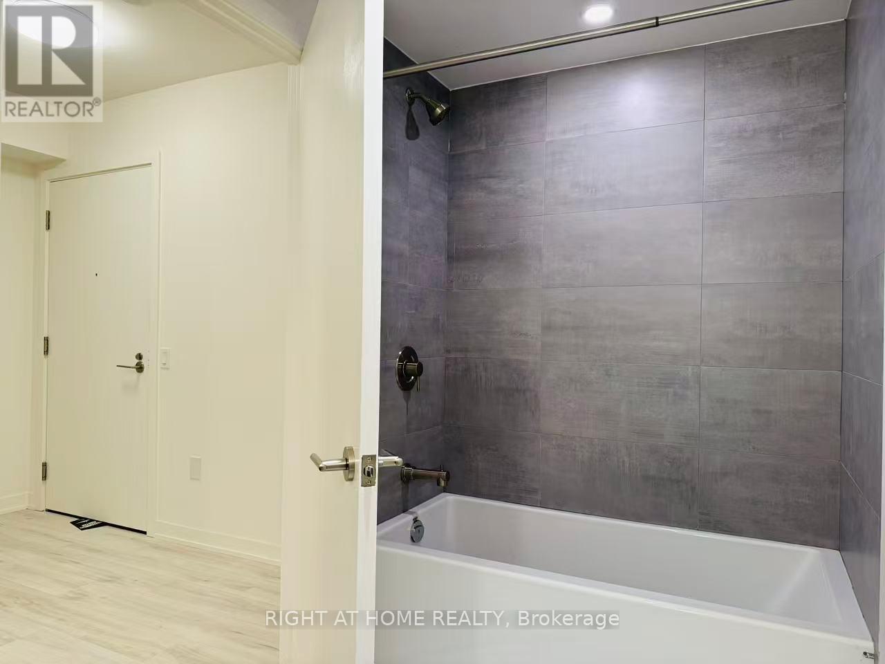 303 - 110 Broadway Avenue, Toronto, Ontario  M4P 1V7 - Photo 17 - C12480621