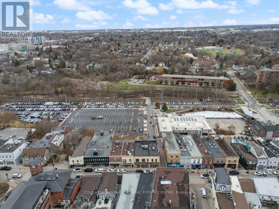 193 Main Street S, Newmarket, Ontario  L3Y 3Y9 - Photo 42 - N12060557