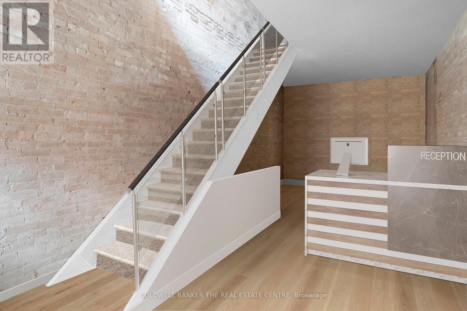 193 Main Street S, Newmarket, Ontario  L3Y 3Y9 - Photo 9 - N12060557