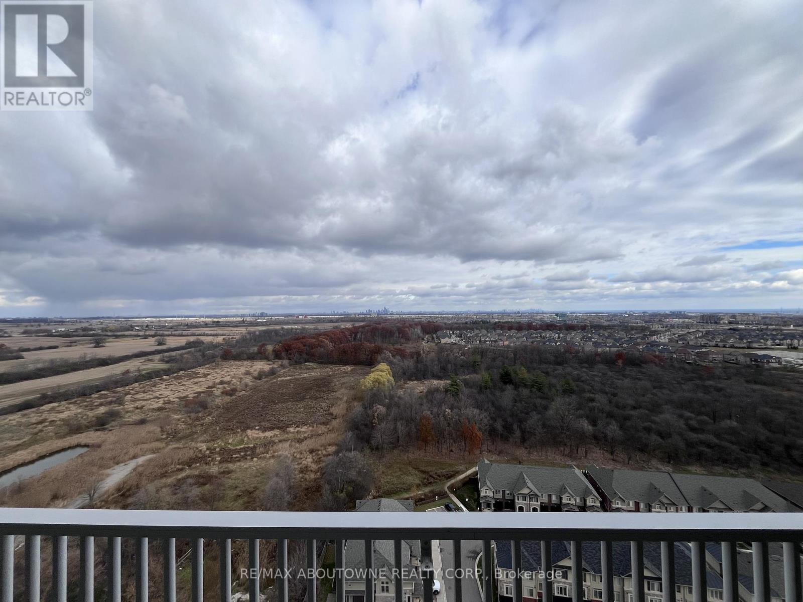 1908 - 3240 William Coltson Avenue, Oakville, Ontario  L6H 8C8 - Photo 21 - W12570564