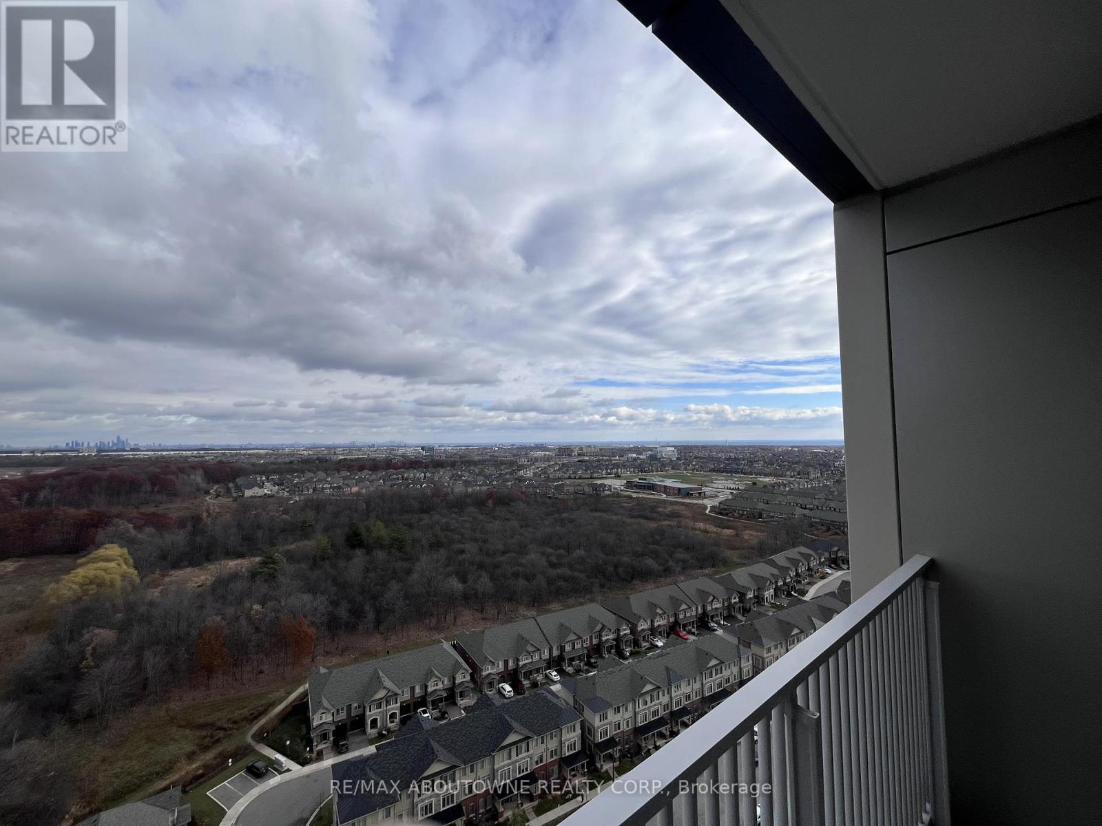 1908 - 3240 William Coltson Avenue, Oakville, Ontario  L6H 8C8 - Photo 23 - W12570564