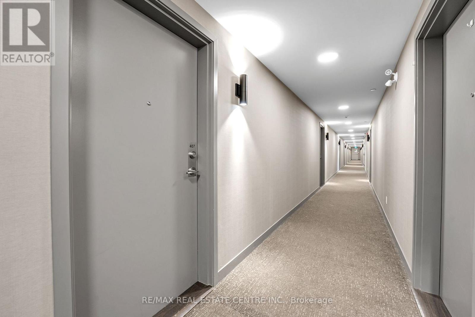 407 - 62 Sky Harbour Drive, Brampton, Ontario L6Y 6J2 - Photo 4 - W12570566