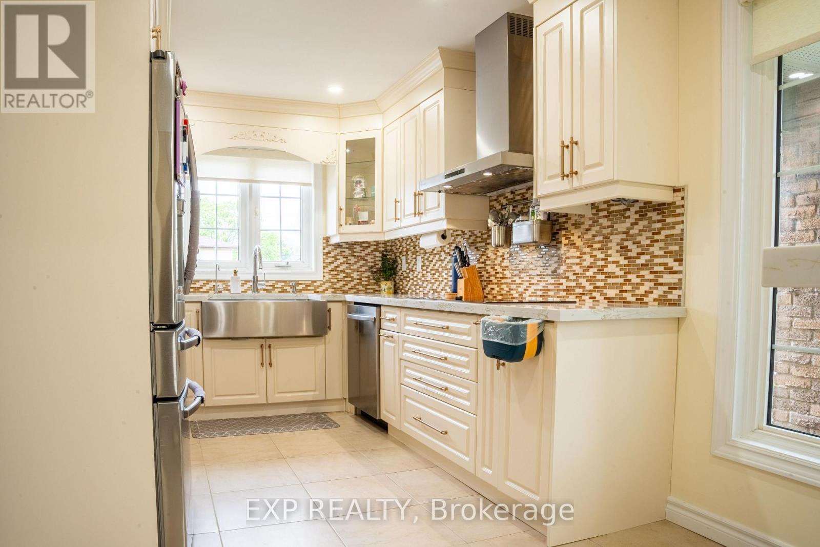 3072 Autumn Hill Crescent, Burlington, Ontario  L7M 1Y5 - Photo 16 - W12568592