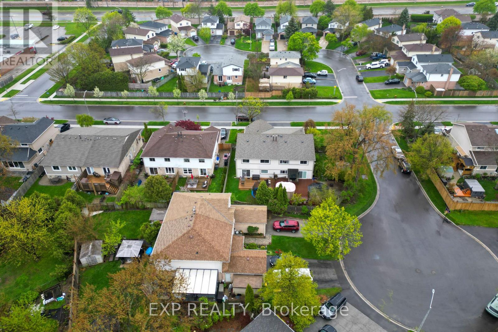 3072 Autumn Hill Crescent, Burlington, Ontario  L7M 1Y5 - Photo 3 - W12568592