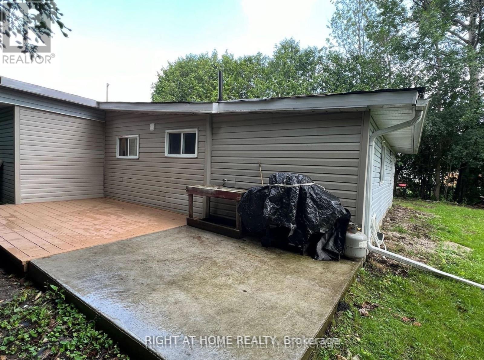 34 Broadview Street, Collingwood, Ontario  L9Y 0X2 - Photo 2 - S12545942