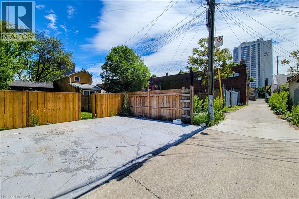 51 West Avenue N, Hamilton, Ontario  L8L 5C1 - Photo 13 - 40789485