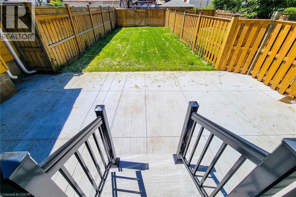 51 West Avenue N, Hamilton, Ontario  L8L 5C1 - Photo 9 - 40789485