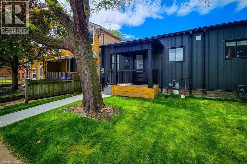 51 West Avenue N, Hamilton, Ontario  L8L 5C1 - Photo 2 - 40789485