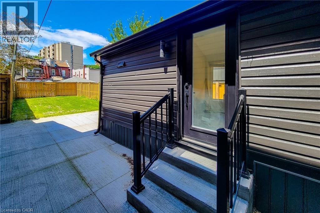 51 West Avenue N, Hamilton, Ontario  L8L 5C1 - Photo 7 - 40789485