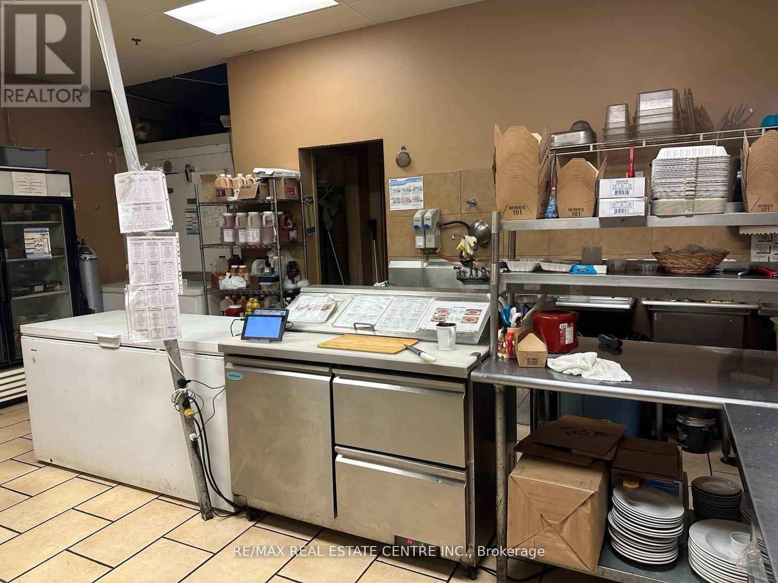 196 Mcewan Dr E Drive, Caledon, Ontario  L7E 2Y3 - Photo 16 - W12570570